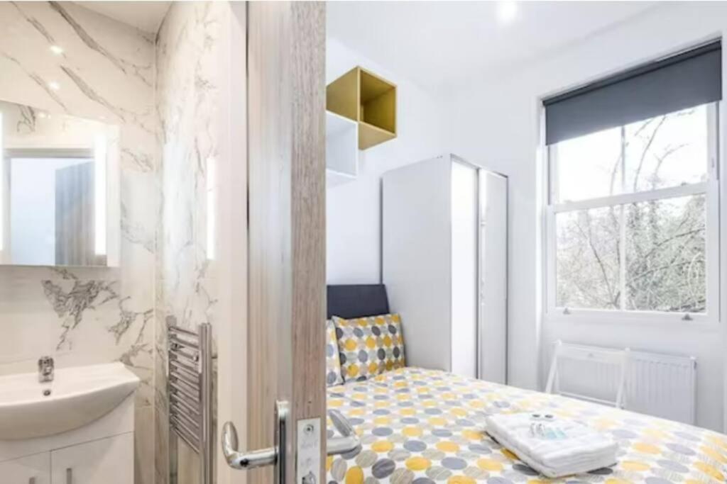 לונדון Great Location Service And Stay Double Ensuite Room With Shared Kitchen- 5Mins Walk From Tufnell Park מראה חיצוני תמונה
